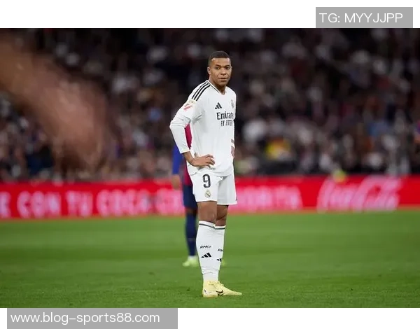 皇马球员发声致敬阿隆索姆巴佩感慨为您效力的荣幸与祝福